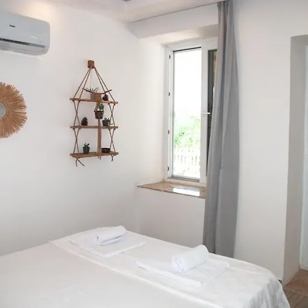 Akrapol Boutique מלון