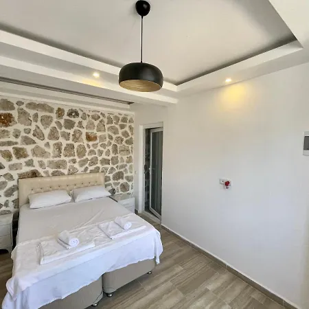 Akrapol Boutique * קס